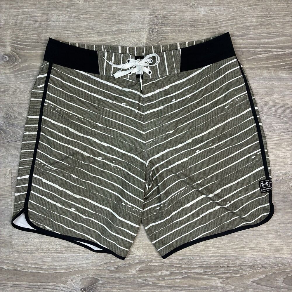 Under Armour Board Shorts Mens 36 Grey White Striped HeatGear Swim Trunks